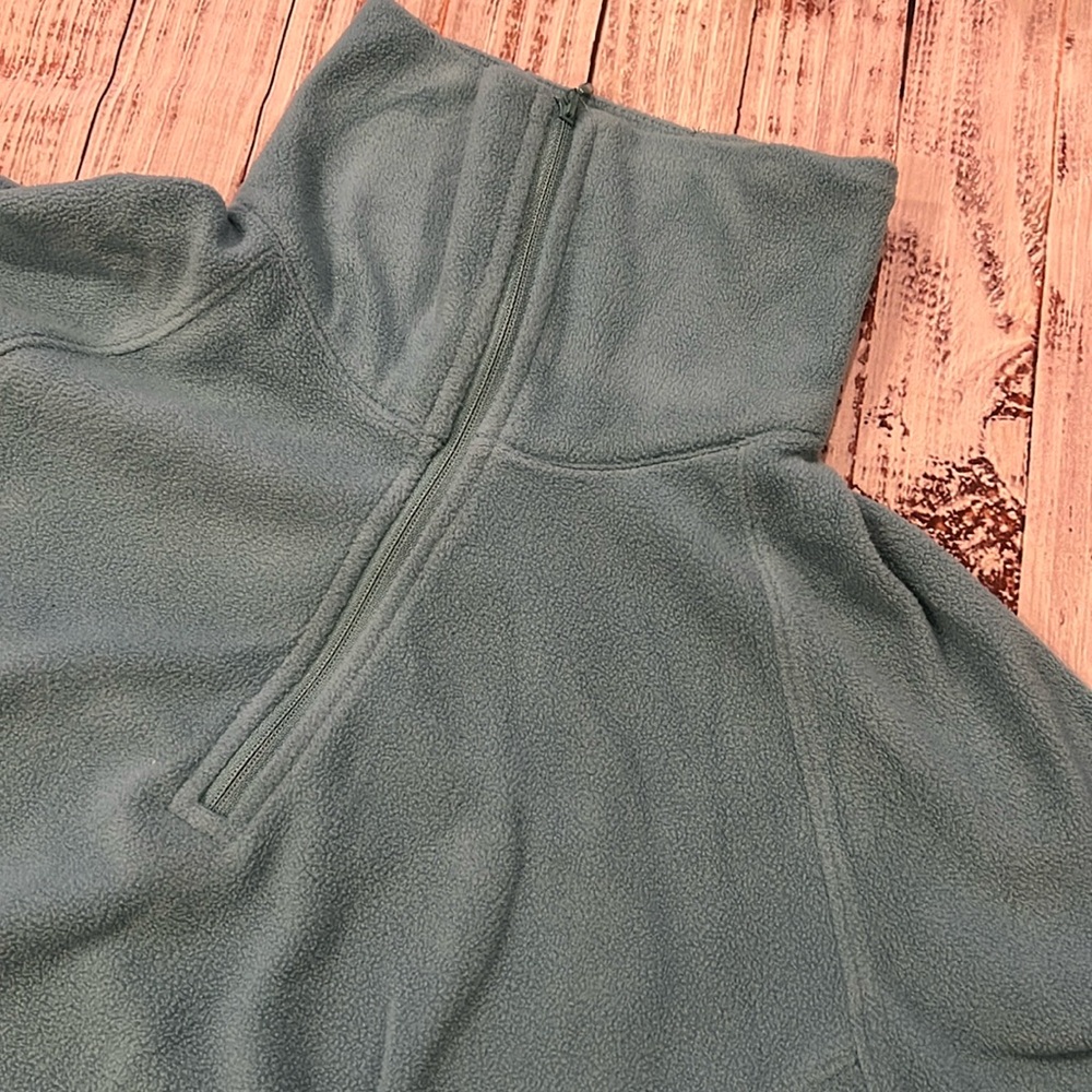 Columbia Fleece 1/2 Zip - Picture 2 of 6